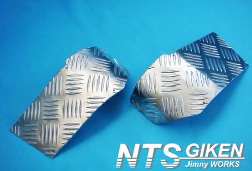 ジムニー用アルミ縞板製リアコーナープレート 適用車種:SJ30JA71JA11JA12JA22