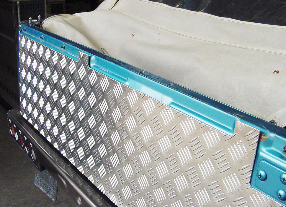 ジムニー【幌車用】アルミ縞板製リアゲートアウターパネル【特大サイズ】 適用車種:JA71JA11JA12等の幌車用